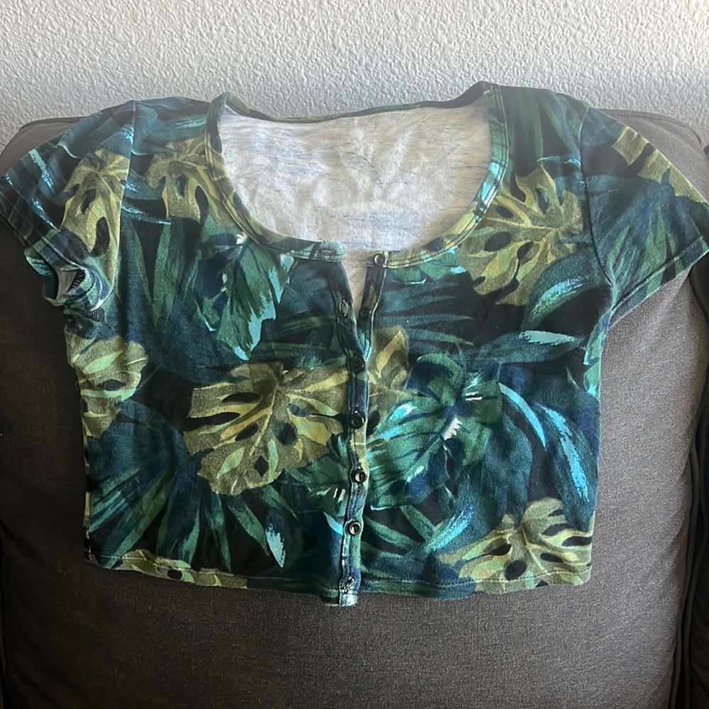 Button up croptop
